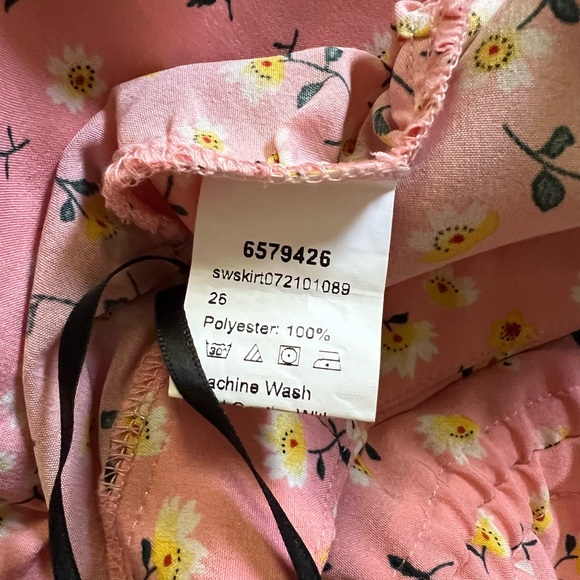 SHEIN Curve Floral Plus Size Skirt Size 1XL - Picture 6 of 6